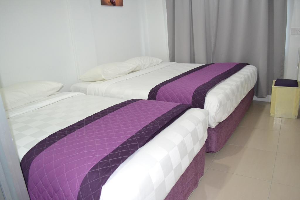 Lavender Hotel Teluk Intan Cameră foto